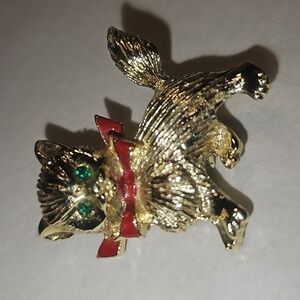 Kitty Cat Brooch with Green Eyes